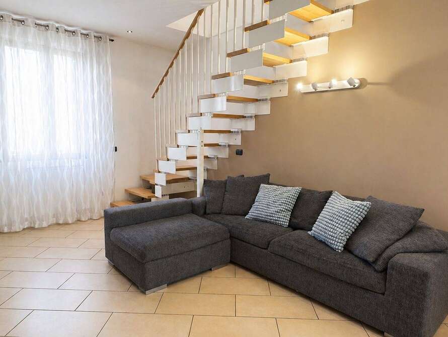 appartamento di 4 locali a vimercate