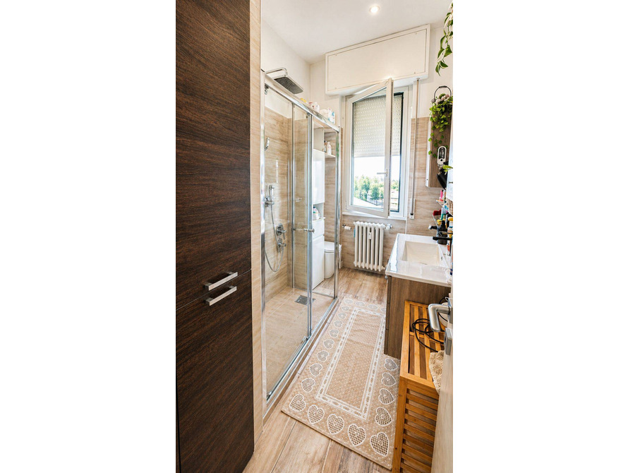 appartamento di 3 locali a vimercate