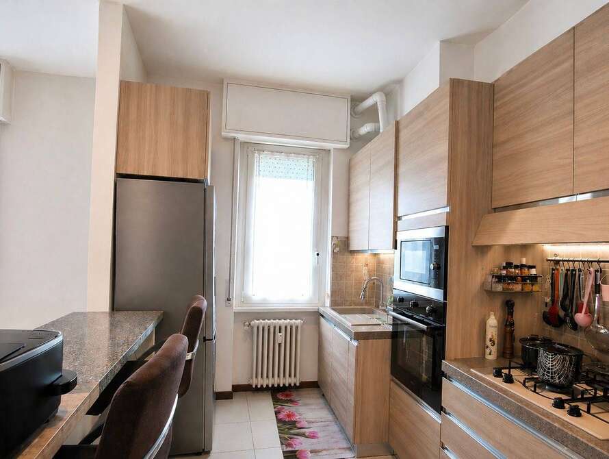 appartamento di 3 locali a vimercate