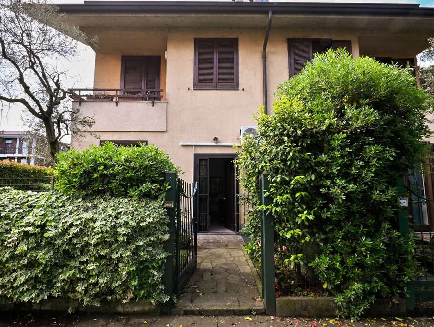 villa di 4 locali a monza