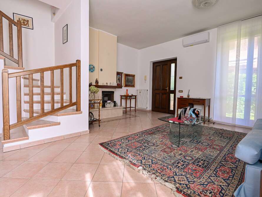 villa di 4 locali a monza