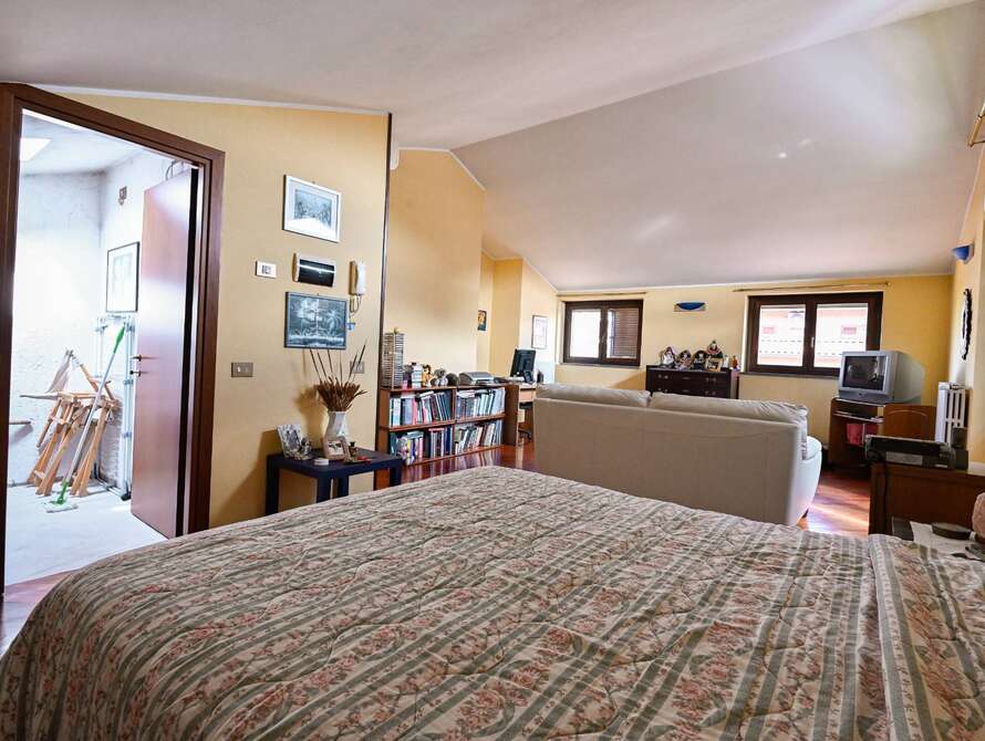 villa di 4 locali a monza