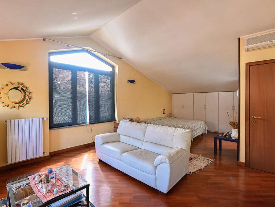 villa di 4 locali a monza