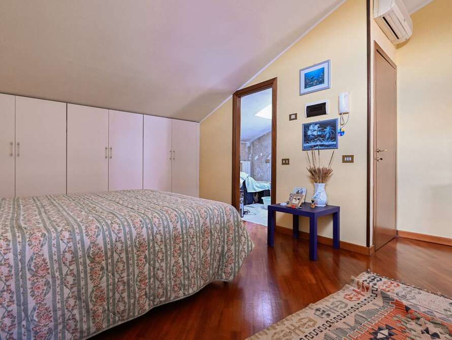 villa di 4 locali a monza