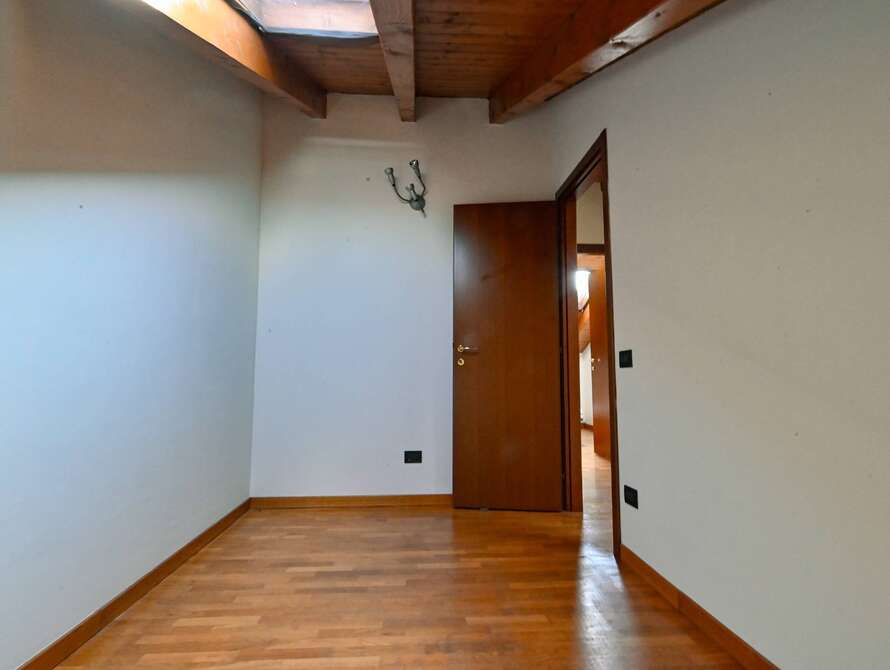 appartamento di 2 locali a burago di molgora