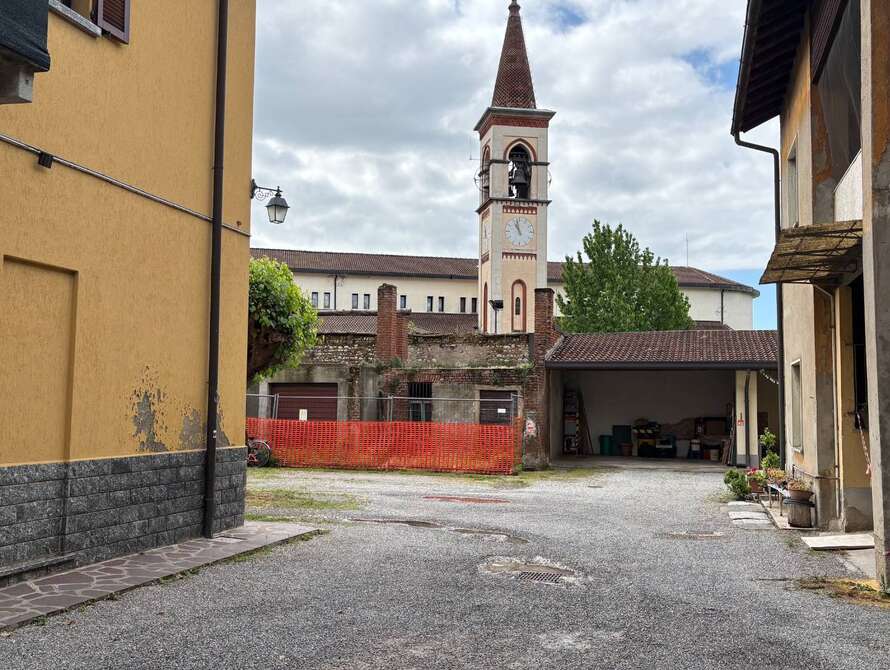 rustico di 3 locali a usmate velate