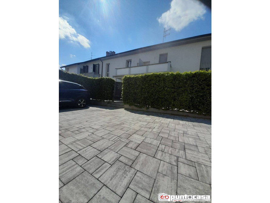 casa indipendente di 4 locali a vimercate