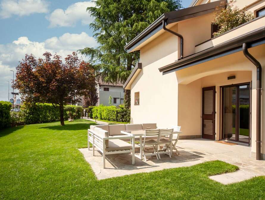 villa di 8 locali a vimercate