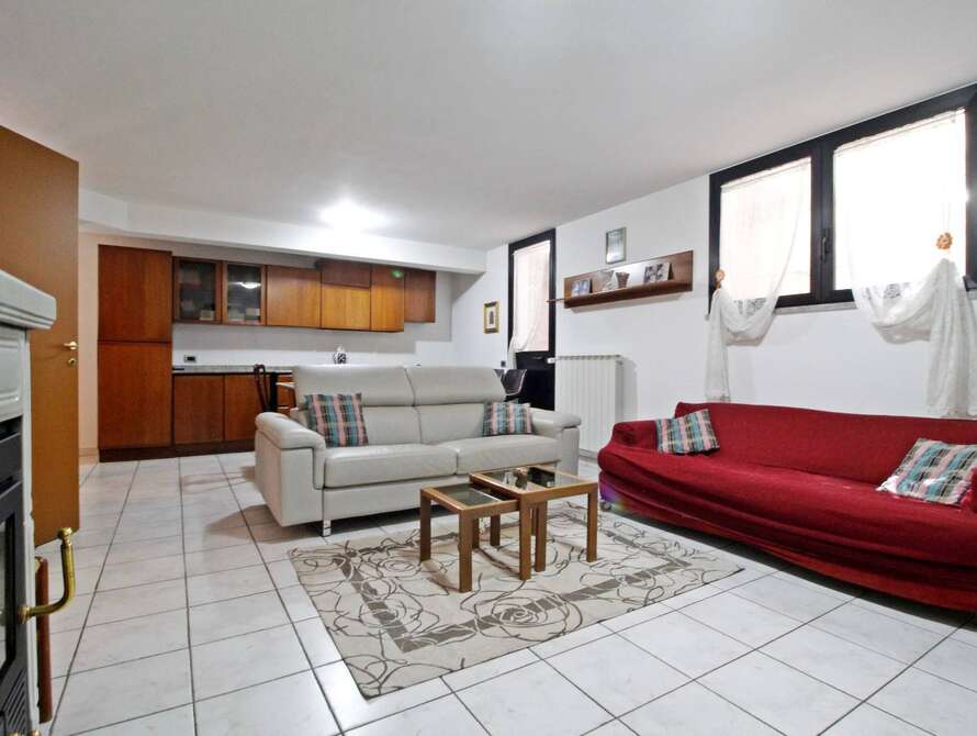 villa di 4 locali a caponago