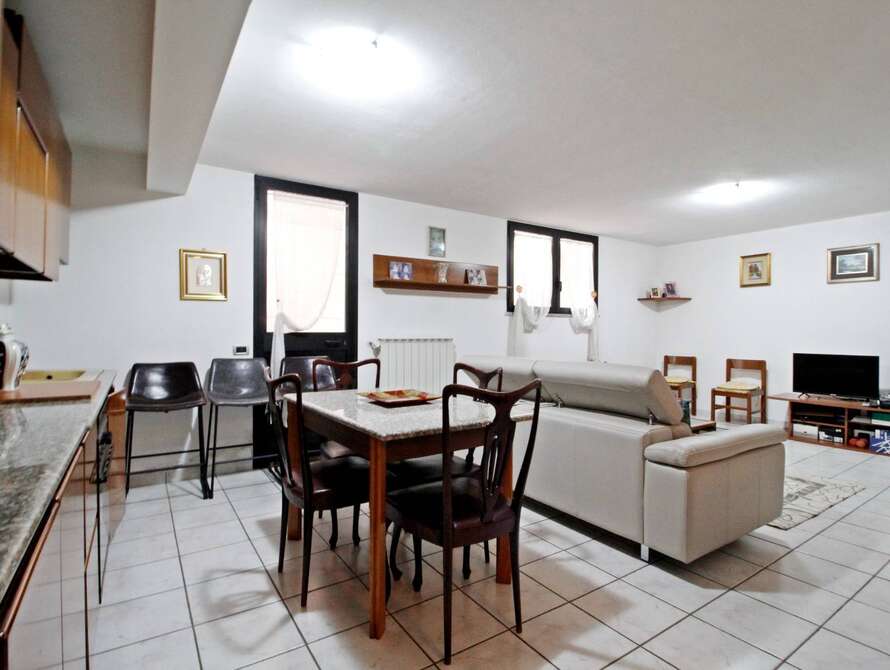 villa di 4 locali a caponago