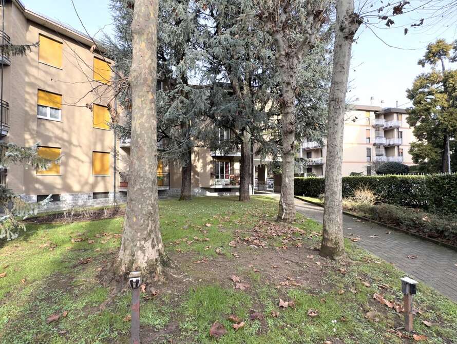 appartamento di 3 locali a vimercate