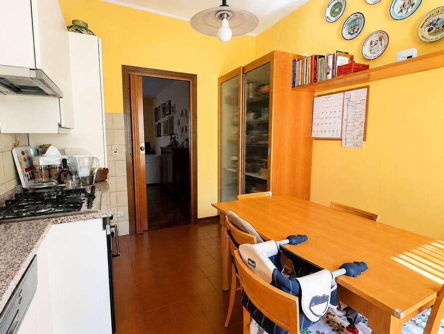 appartamento di 4 locali a vimercate