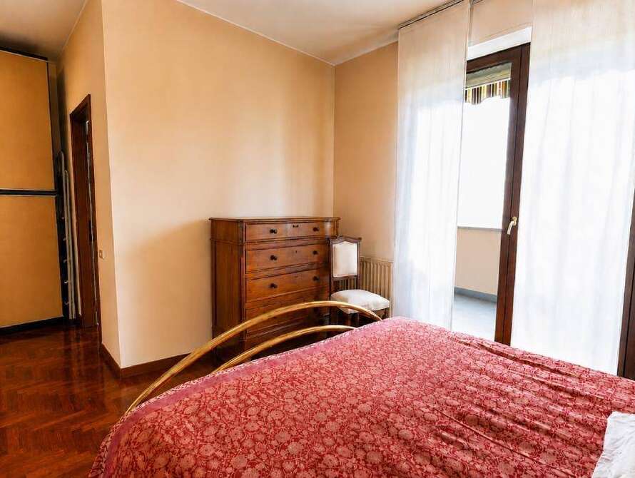 appartamento di 4 locali a vimercate
