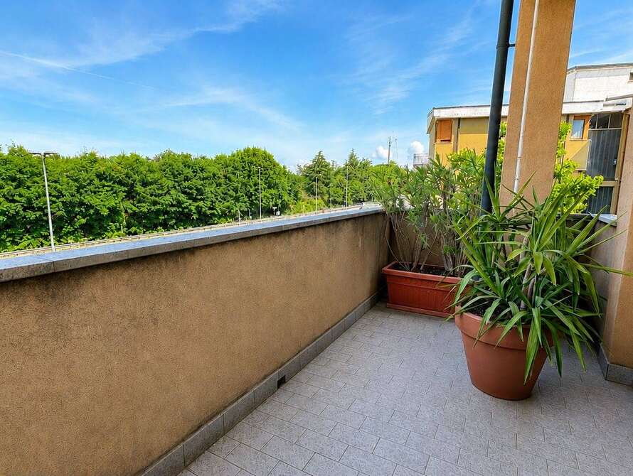 appartamento di 4 locali a vimercate