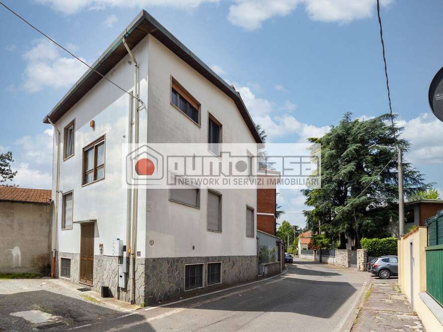 porzione di casa di 4 locali a concorezzo