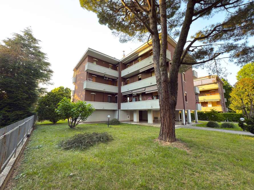 appartamento di 4 locali a arcore