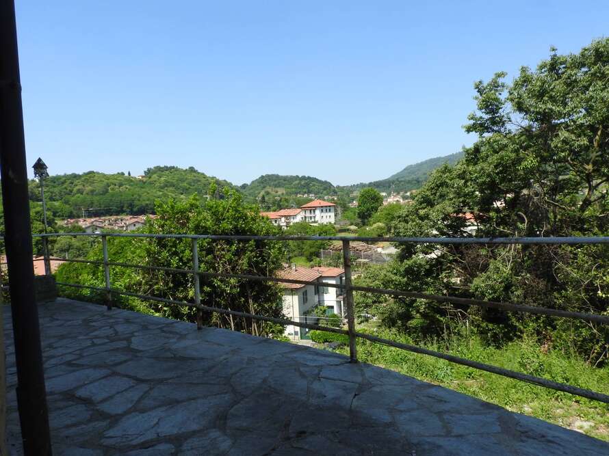 porzione di casa di 3 locali a calco