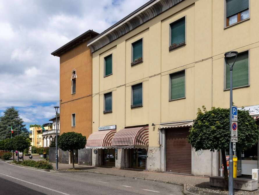appartamento di 6 locali a usmate velate