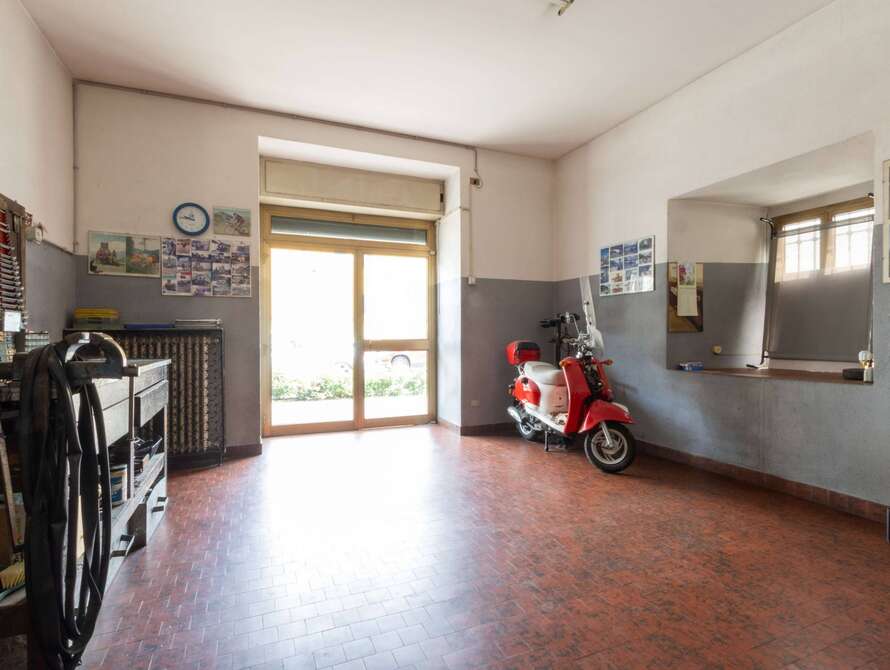appartamento di 6 locali a usmate velate