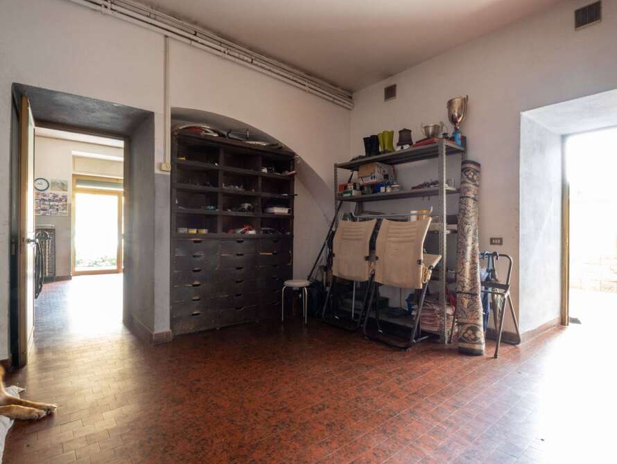 appartamento di 6 locali a usmate velate