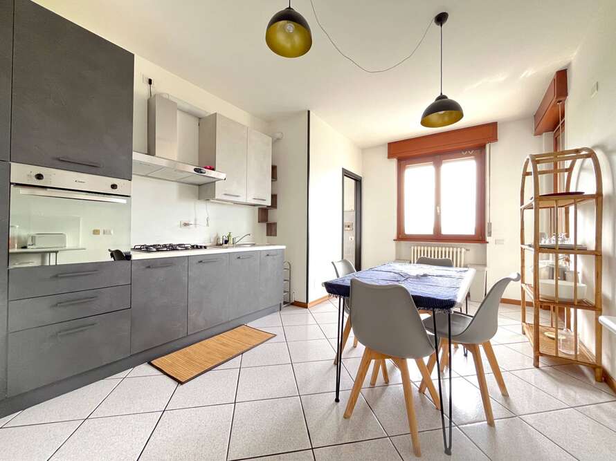 appartamento di 3 locali a villasanta