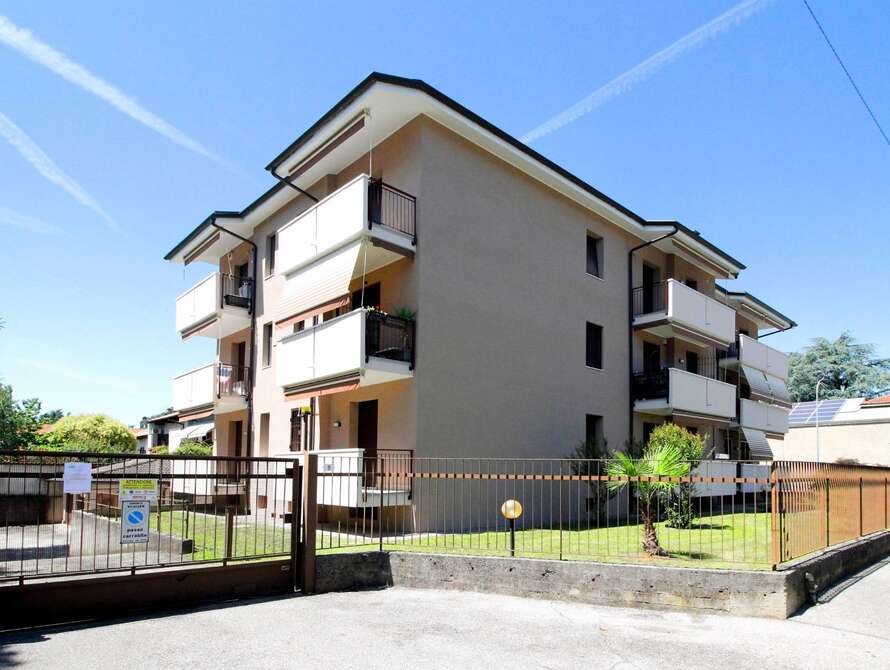 appartamento di 3 locali a villasanta
