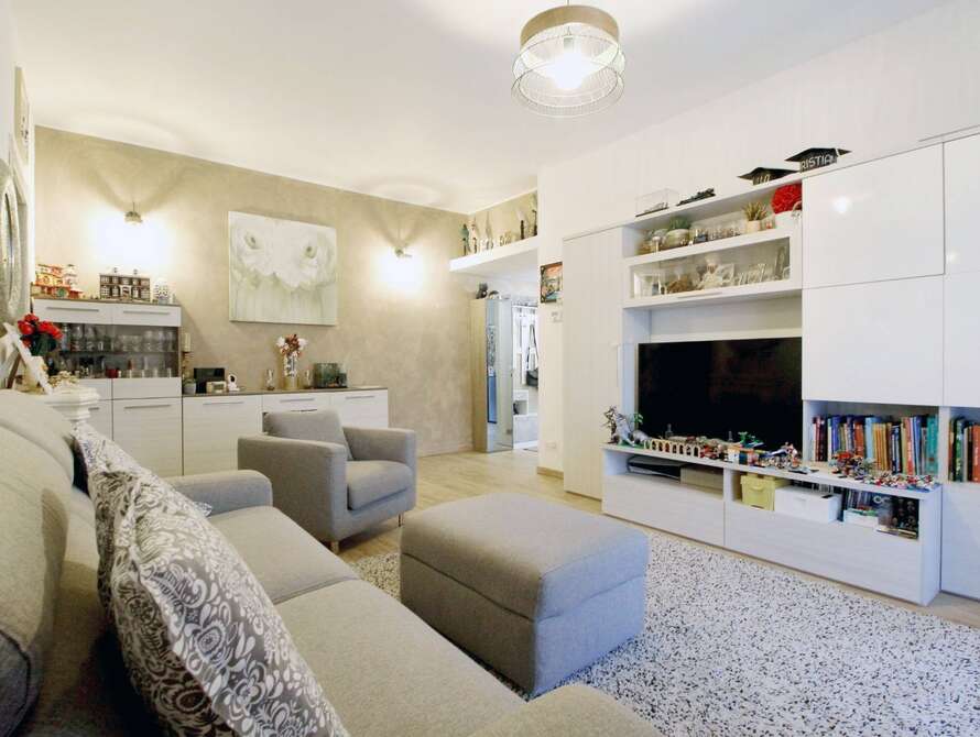 appartamento di 3 locali a villasanta