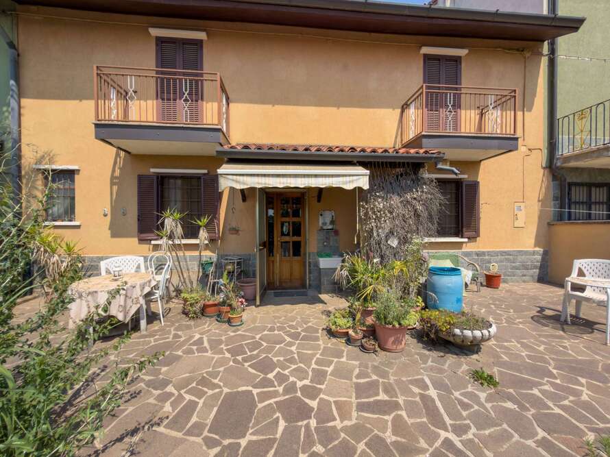 casa indipendente di 4 locali a usmate velate