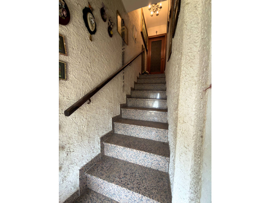 casa indipendente di 4 locali a usmate velate