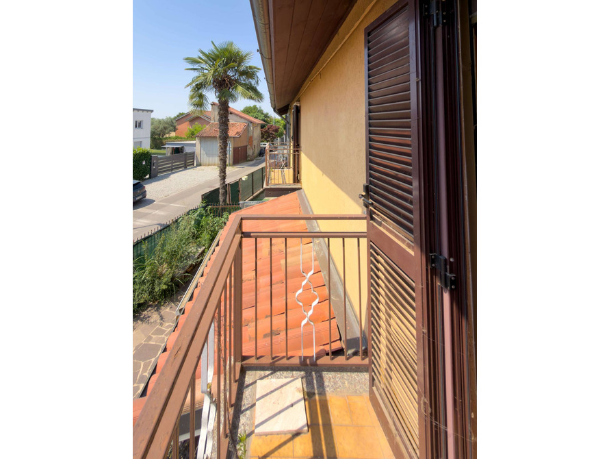 casa indipendente di 4 locali a usmate velate