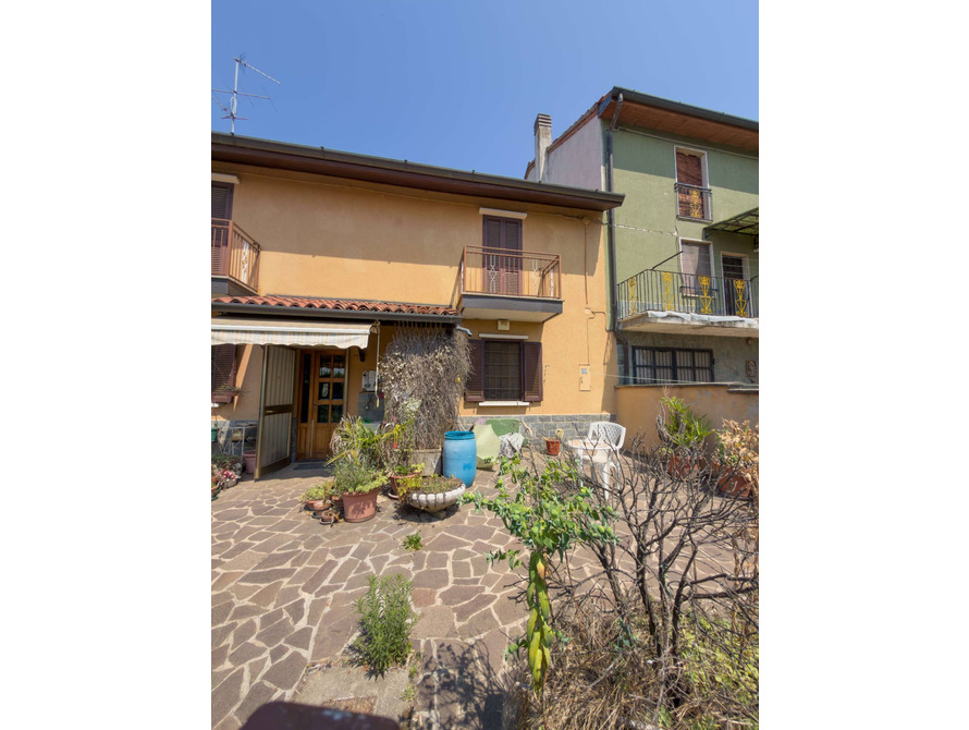 casa indipendente di 4 locali a usmate velate