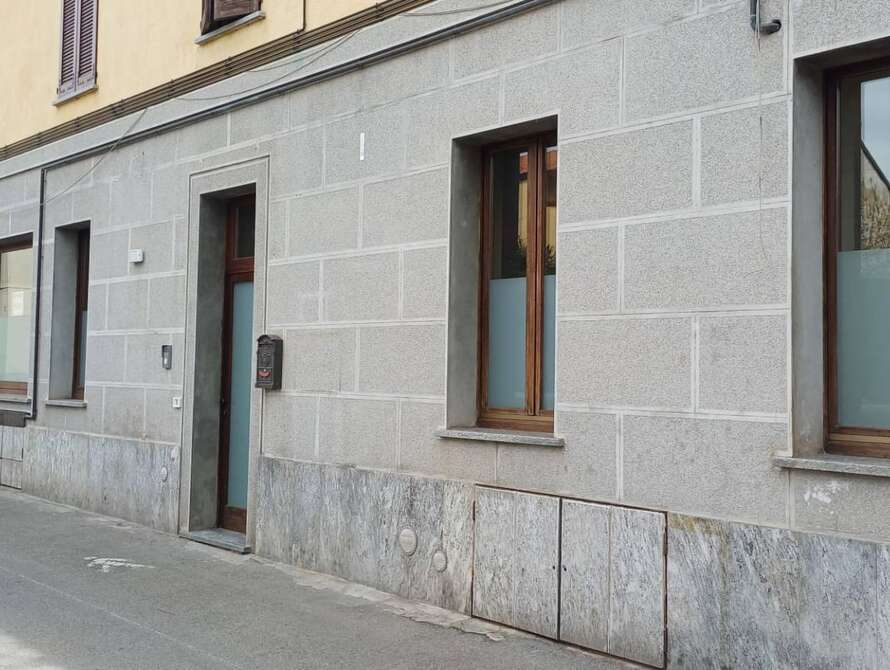 struttura commerciale di 1 locali a bernareggio