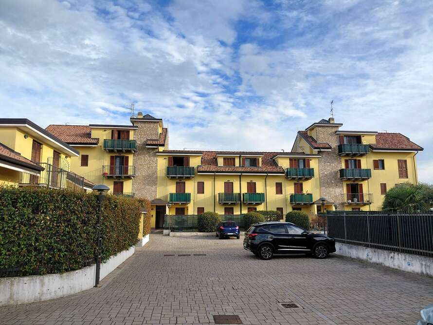 appartamento di 3 locali a mezzago