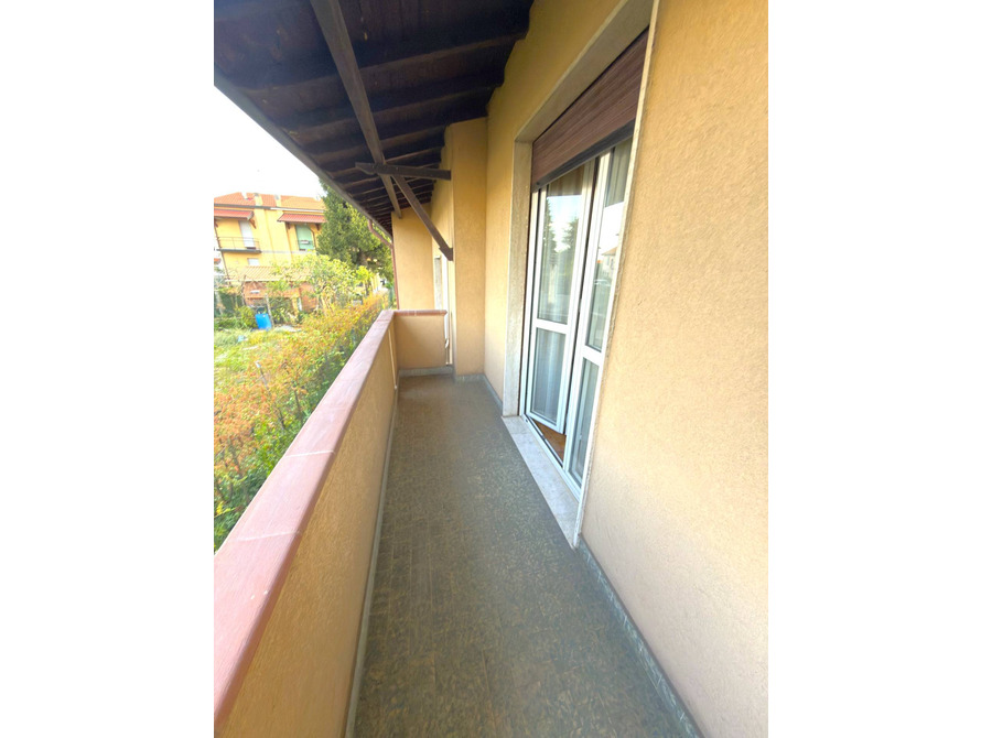villa di 6 locali a trezzo sull adda