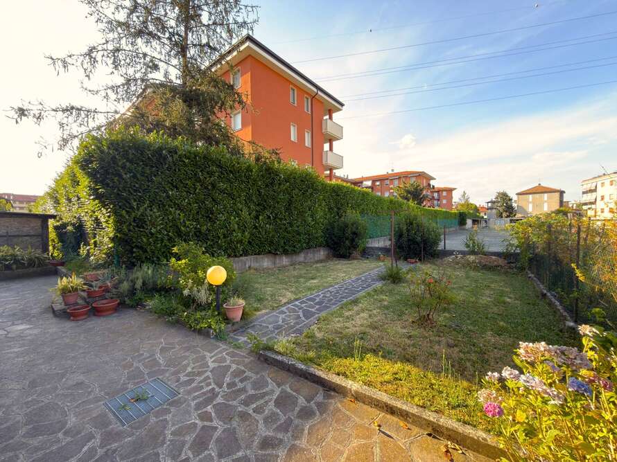 villa di 6 locali a trezzo sull adda