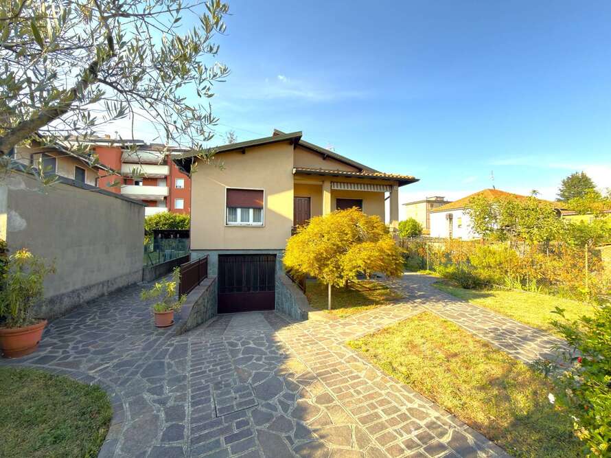 villa di 6 locali a trezzo sull adda