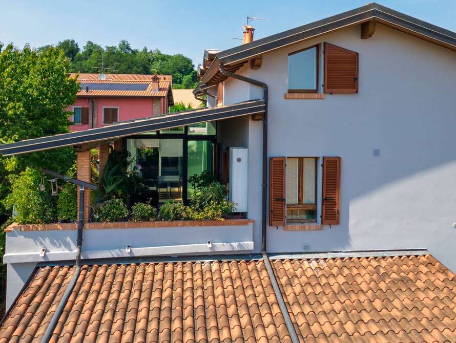appartamento di 4 locali a usmate velate