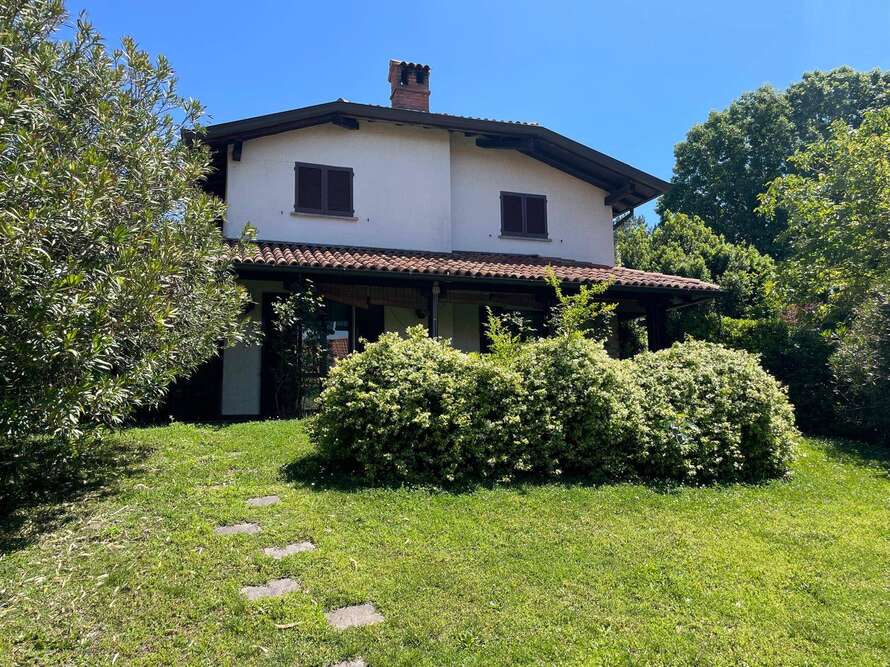 villetta a schiera di 7 locali a usmate velate