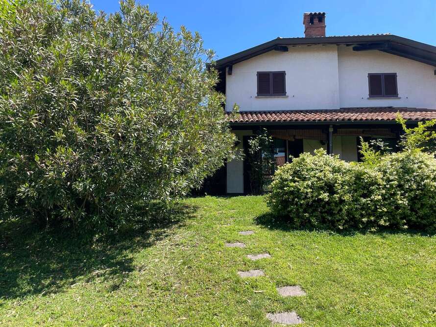 villetta a schiera di 7 locali a usmate velate