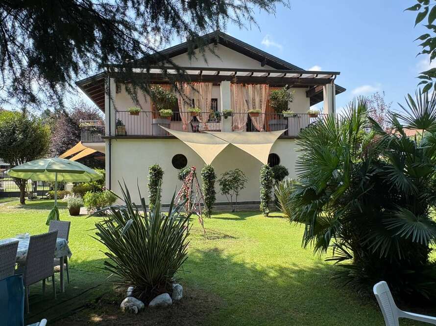 villetta a schiera di 5 locali a robbiate