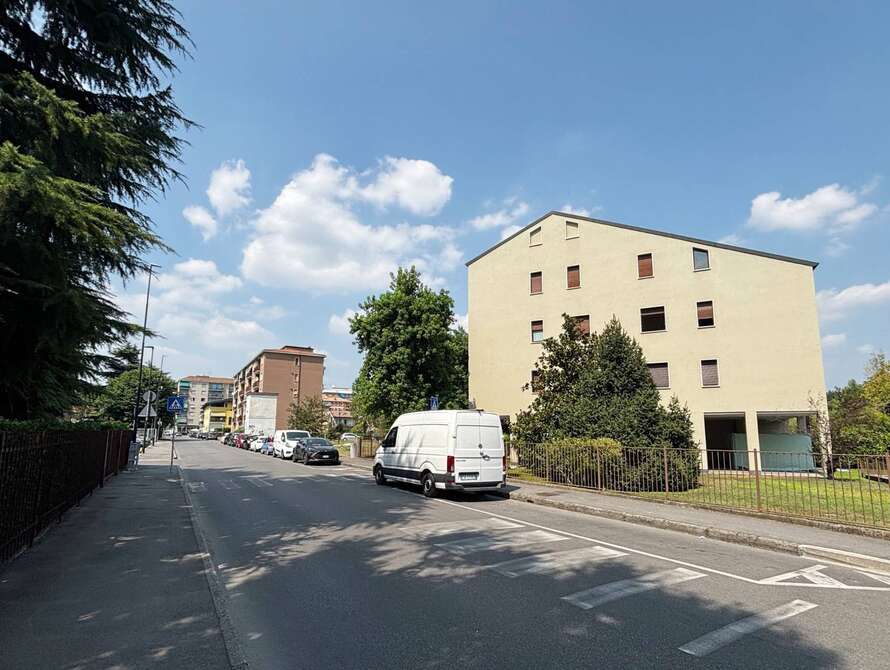 appartamento di 3 locali a monza