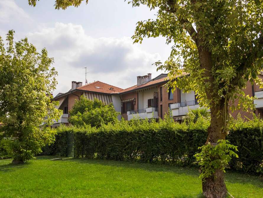 appartamento di 4 locali a agrate brianza