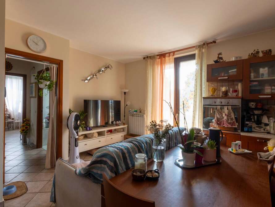 appartamento di 4 locali a agrate brianza