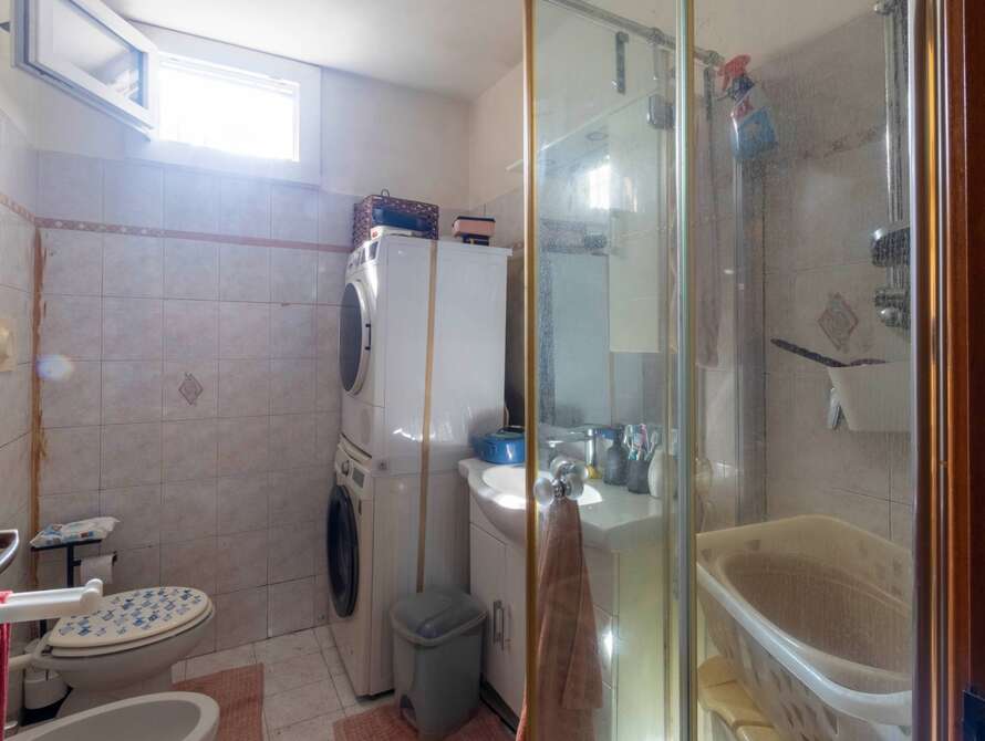 appartamento di 4 locali a agrate brianza