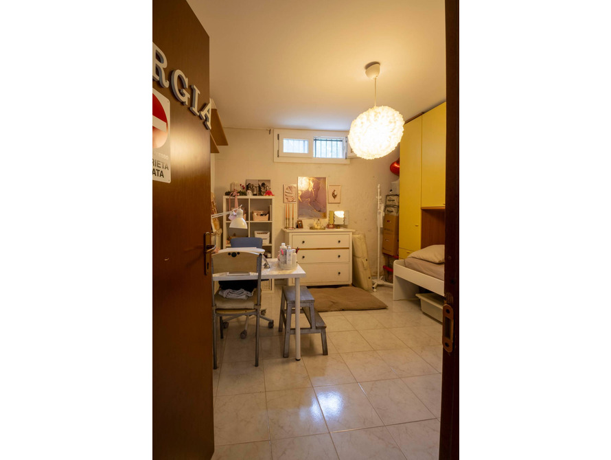 appartamento di 4 locali a agrate brianza