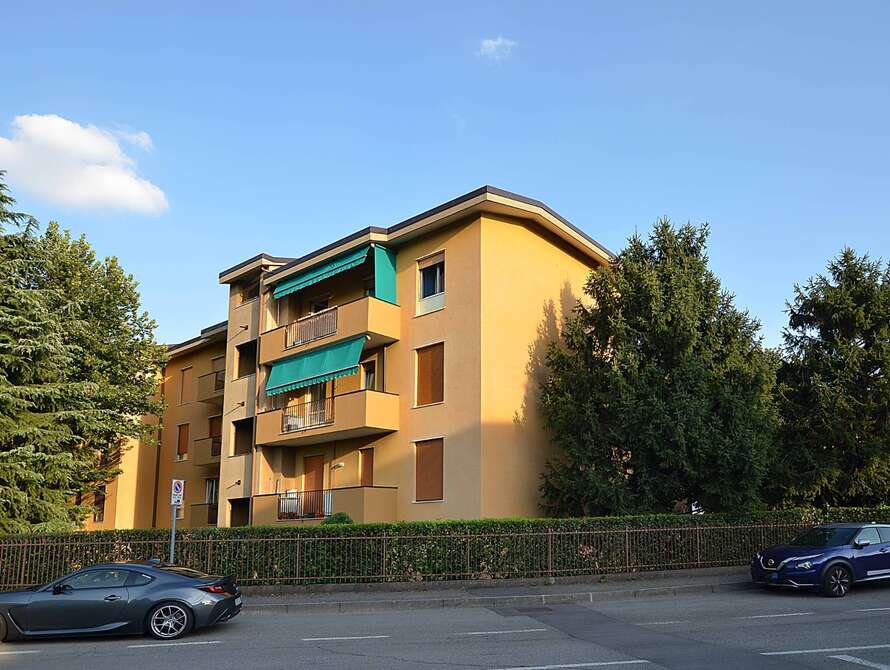 appartamento di 3 locali a vimercate