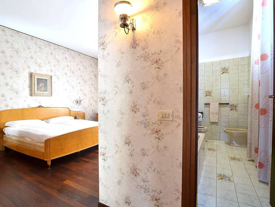 villa con deposito