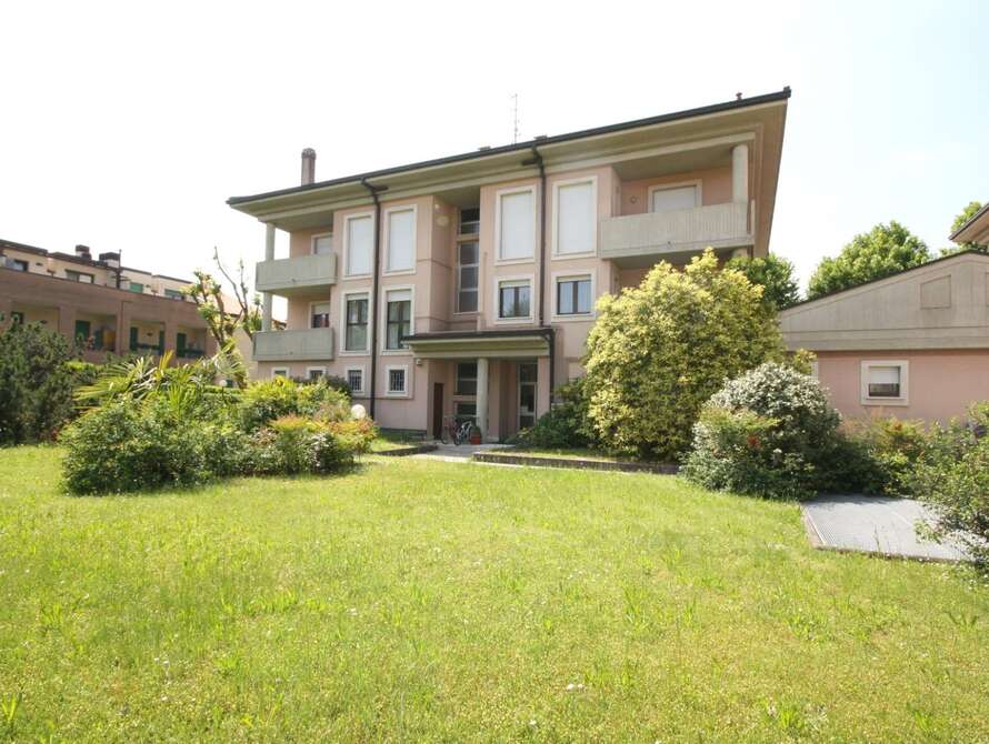 appartamento di 3 locali a arcore