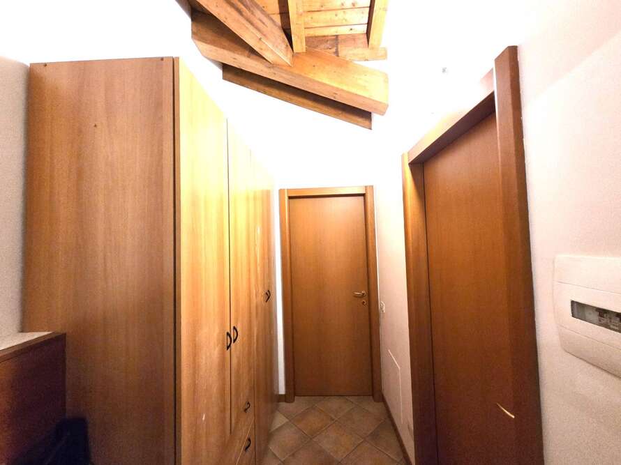 mansarda di 2 locali a caponago
