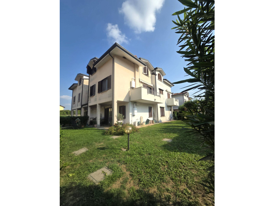 appartamento di 3 locali a caponago